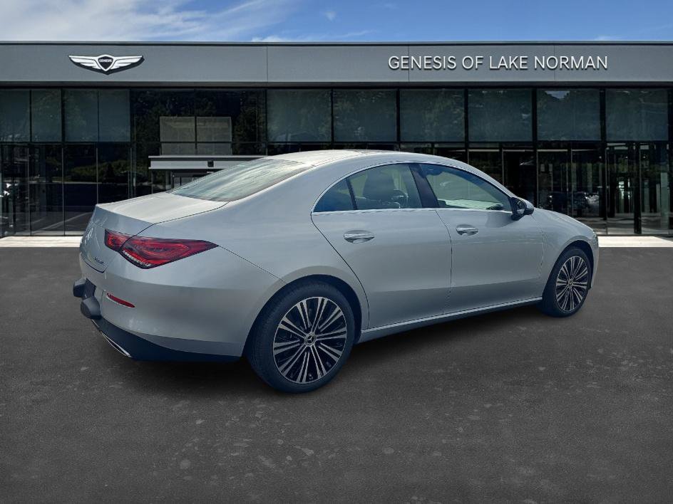 Used 2023 Mercedes-Benz CLA 250 4MATIC image 4