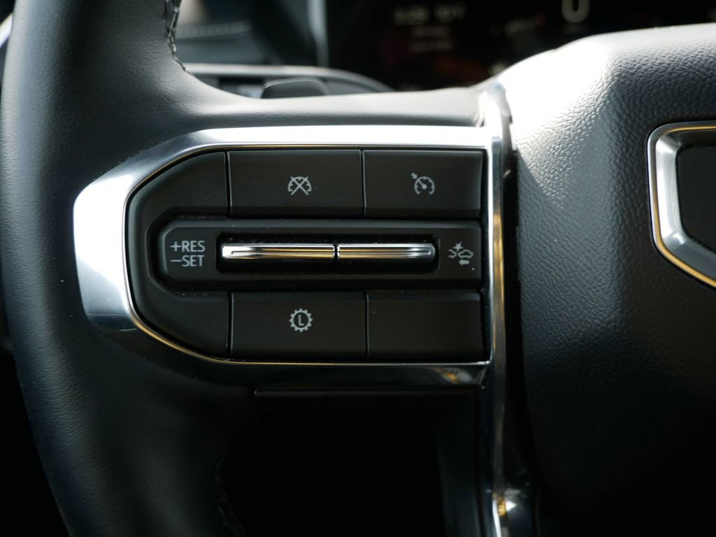 Used 2025 GMC Acadia Elevation image 22