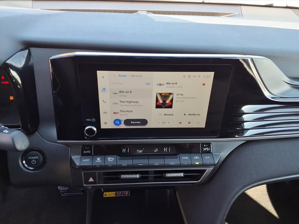 Used 2025 Toyota Camry LE image 23