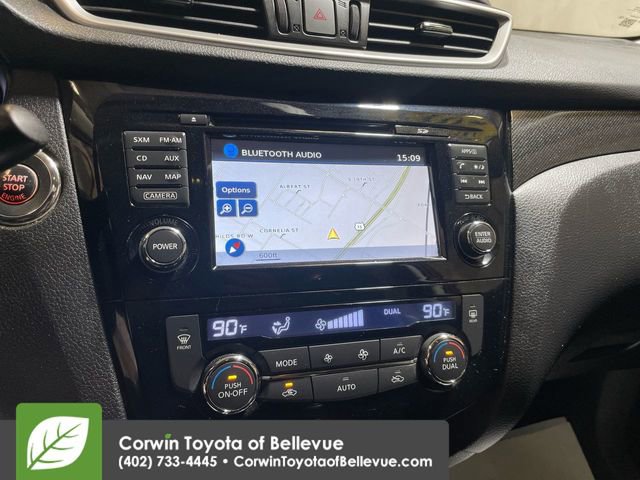 Used 2015 Nissan Rogue SL w/ SL Premium Package image 16