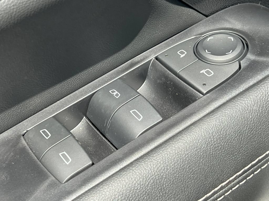 New 2027 GMC Terrain Elevation w/ Elevation Premium Package AWD/4WD image 14