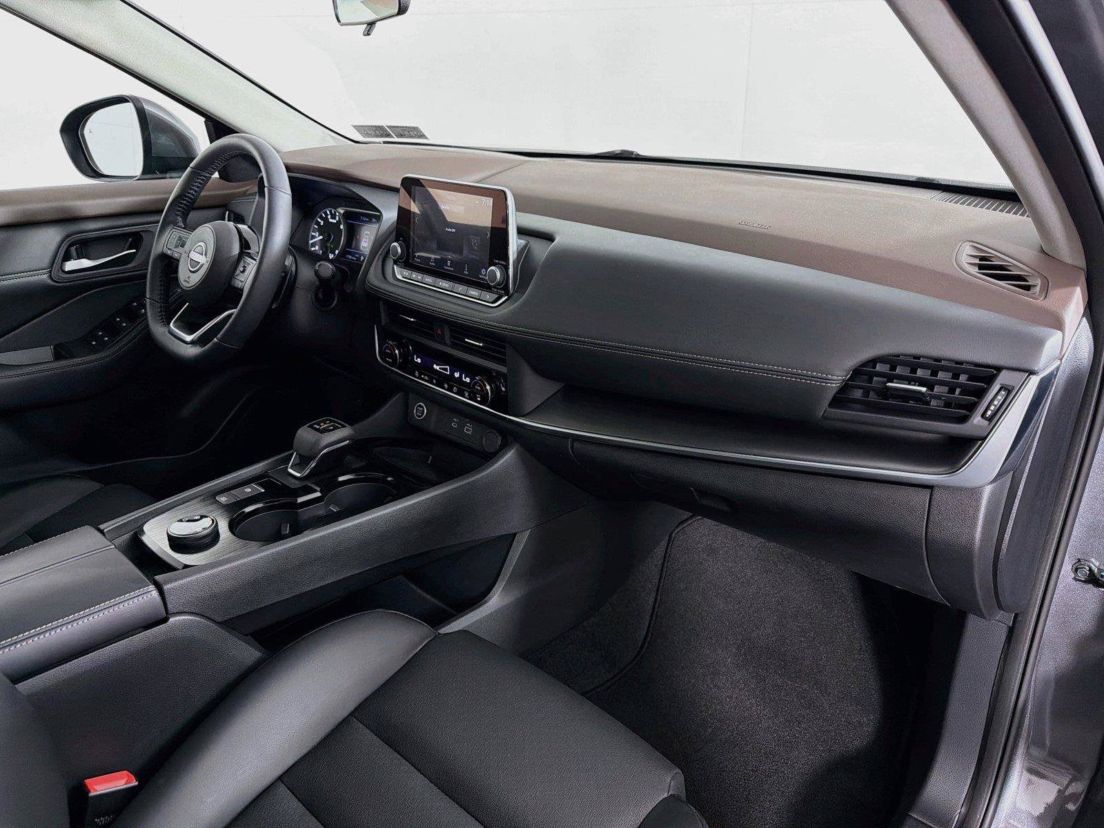 Used 2023 Nissan Rogue SV w/ SV Premium B Package AWD/4WD image 31