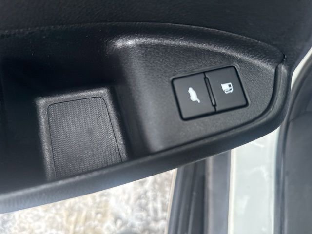 Used 2022 Honda Pilot Touring image 16