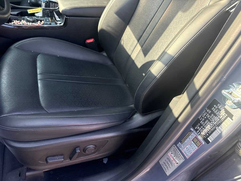 Used 2023 Kia Sorento SX AWD/4WD image 11