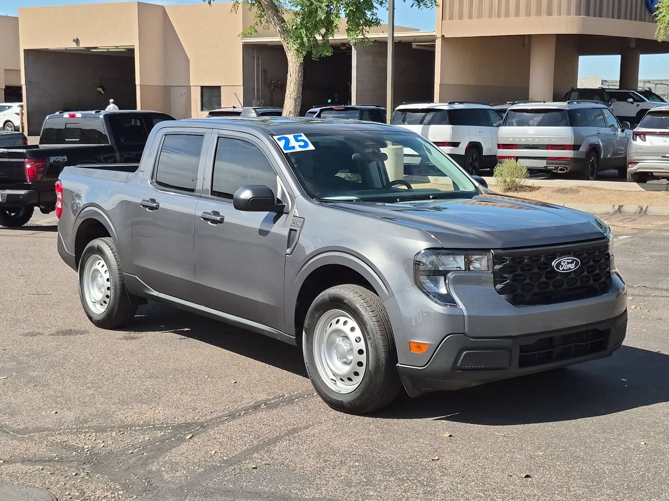 Certified 2025 Ford Maverick XL FWD image 3