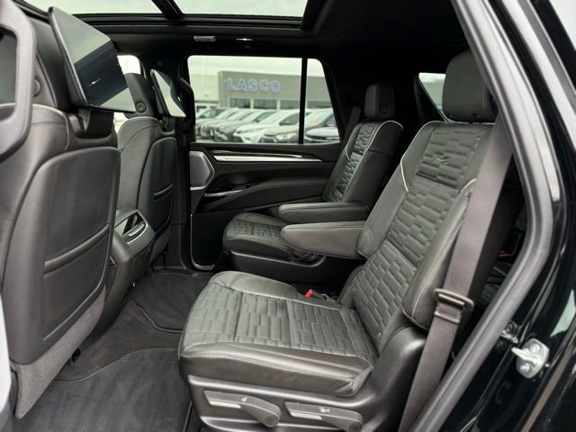 Used 2026 Cadillac Escalade Platinum Sport image 23