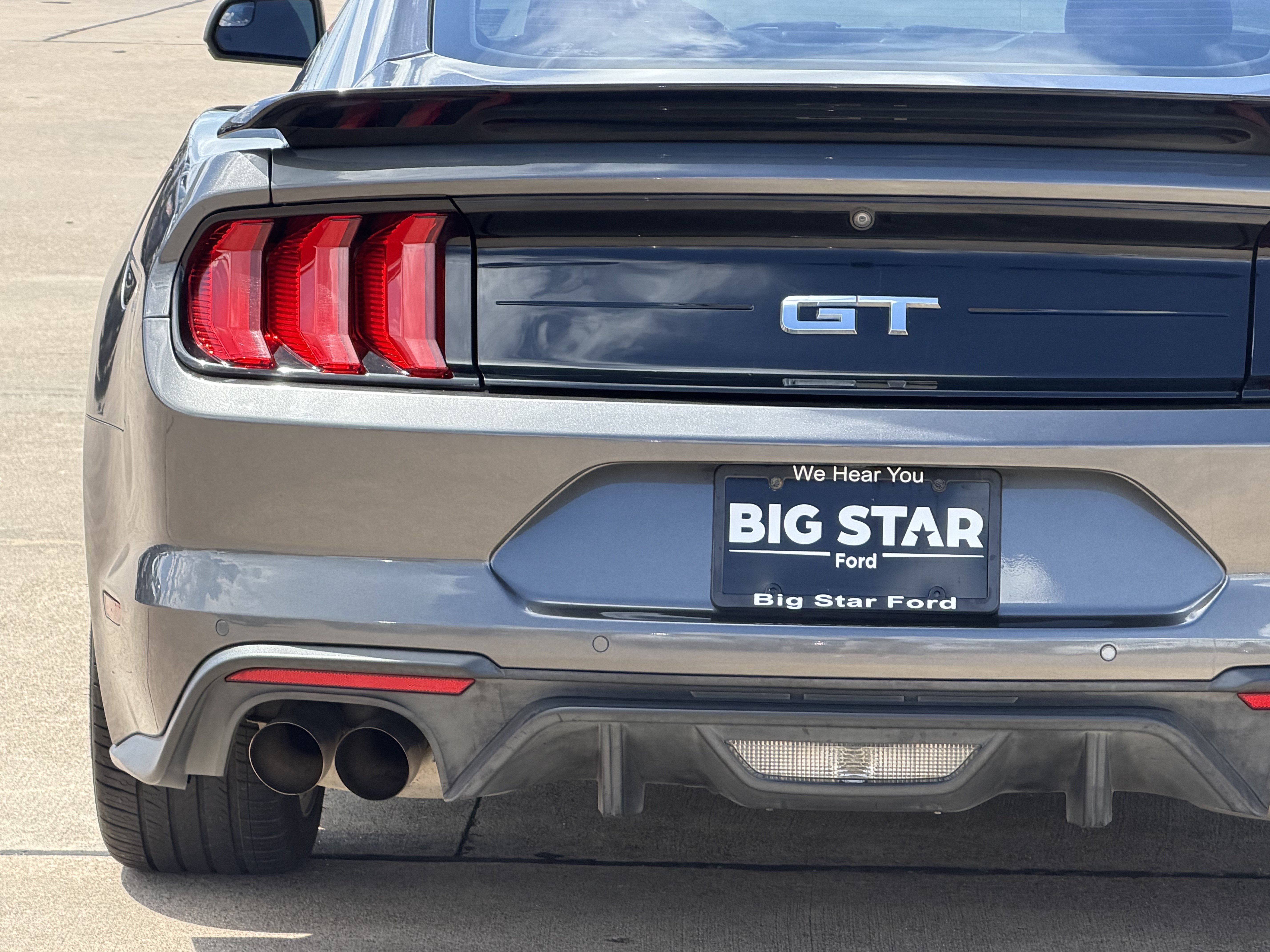 Used 2018 Ford Mustang GT Premium w/ Equipment Group 401A RWD image 9