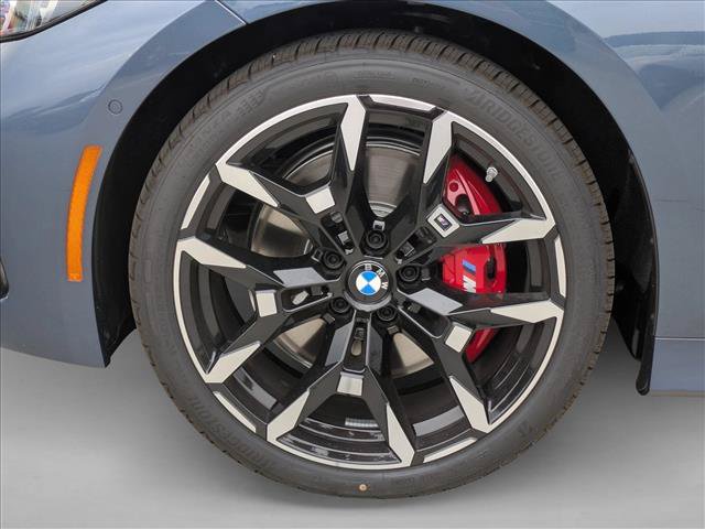 New 2026 BMW 330i xDrive Sedan w/ M Sport Package AWD/4WD image 10