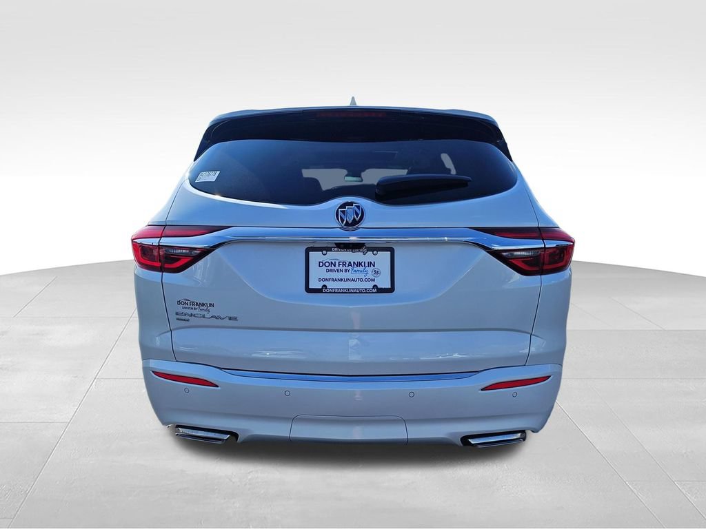 Used 2021 Buick Enclave Avenir w/ Avenir Technology Package AWD/4WD image 4