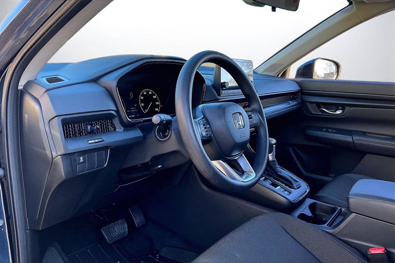 Used 2025 Honda CR-V EX image 18