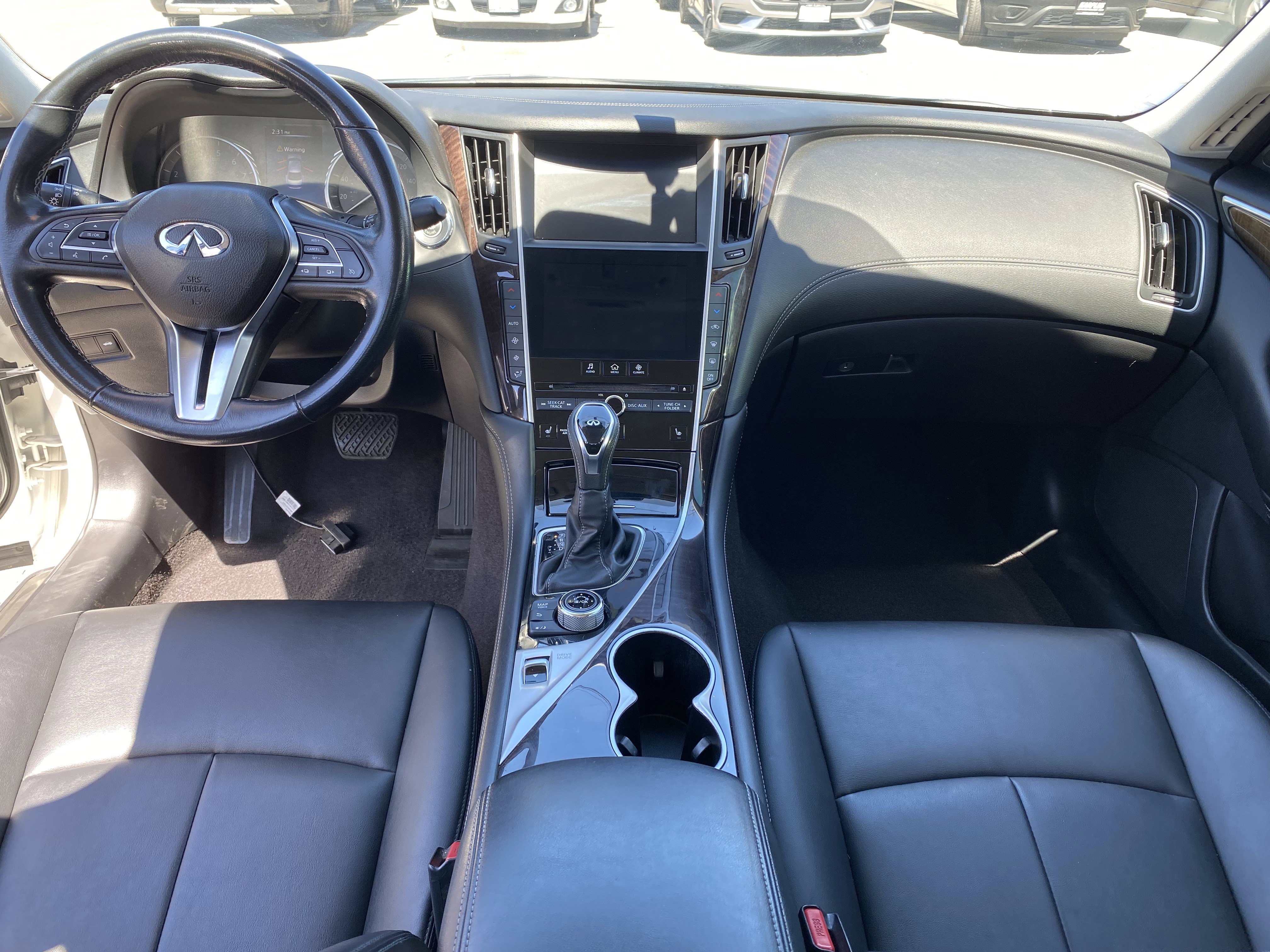 Used 2019 INFINITI Q50 Luxe w/ Essential Package (3.0T Luxe) RWD image 21