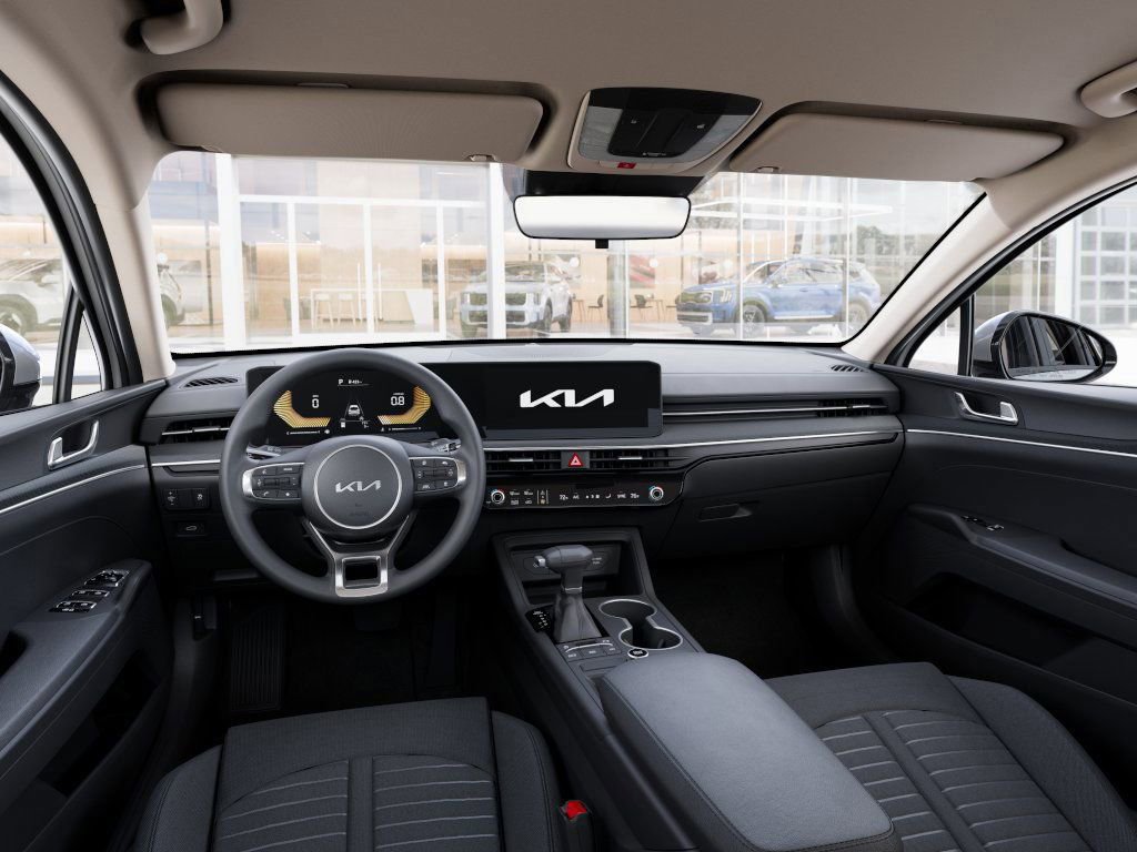 New 2026 Kia K5 LXS image 11