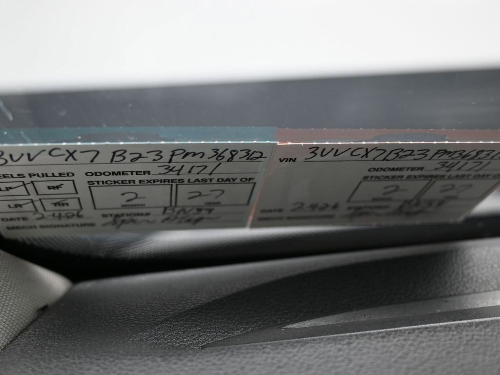 Used 2023 Volkswagen Taos S image 10