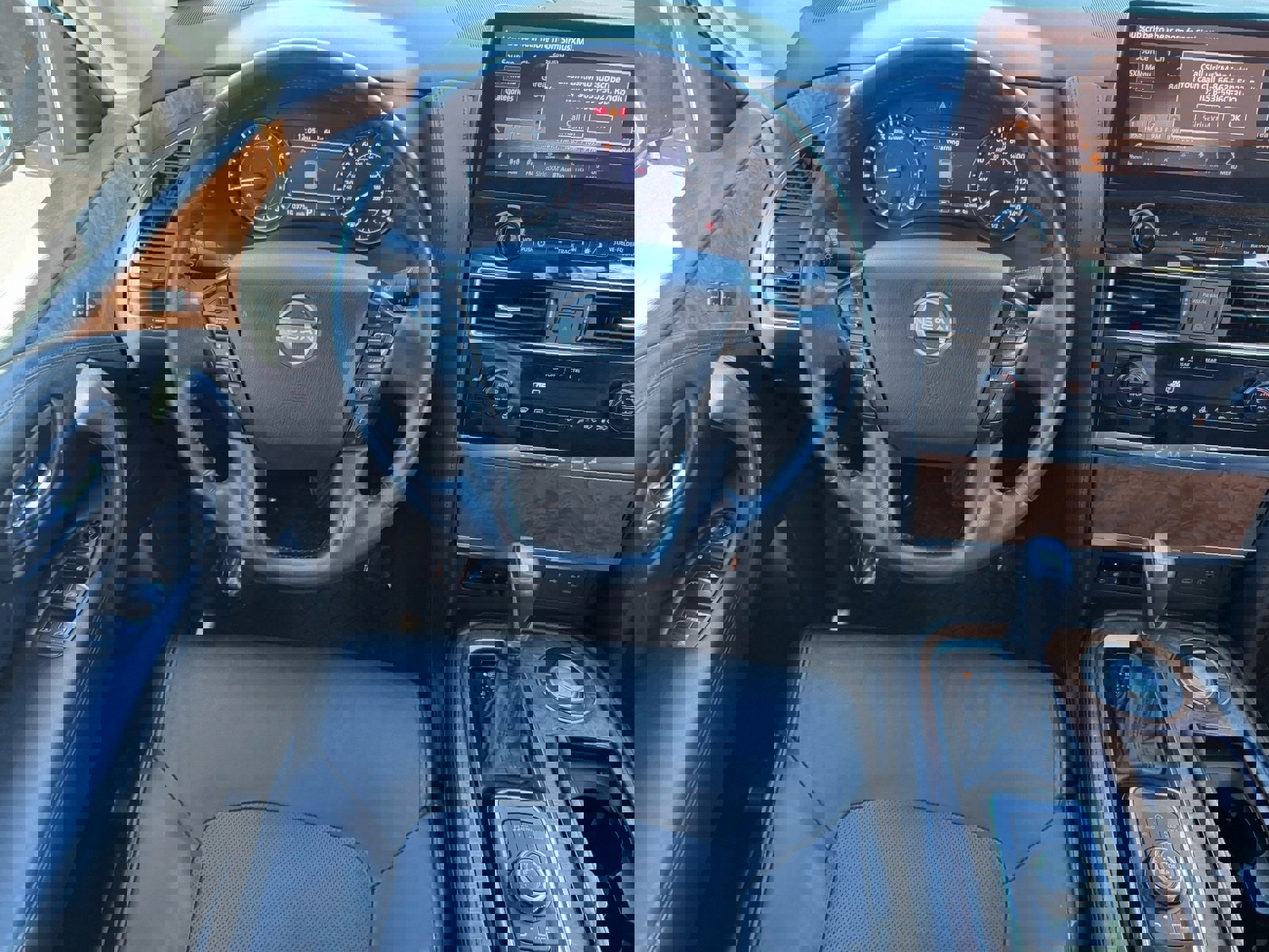 Used 2021 Nissan Armada SL w/ Captain's Chairs Package image 15