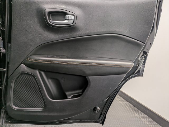 Used 2018 Jeep Compass Limited w/ Navigation Group image 25