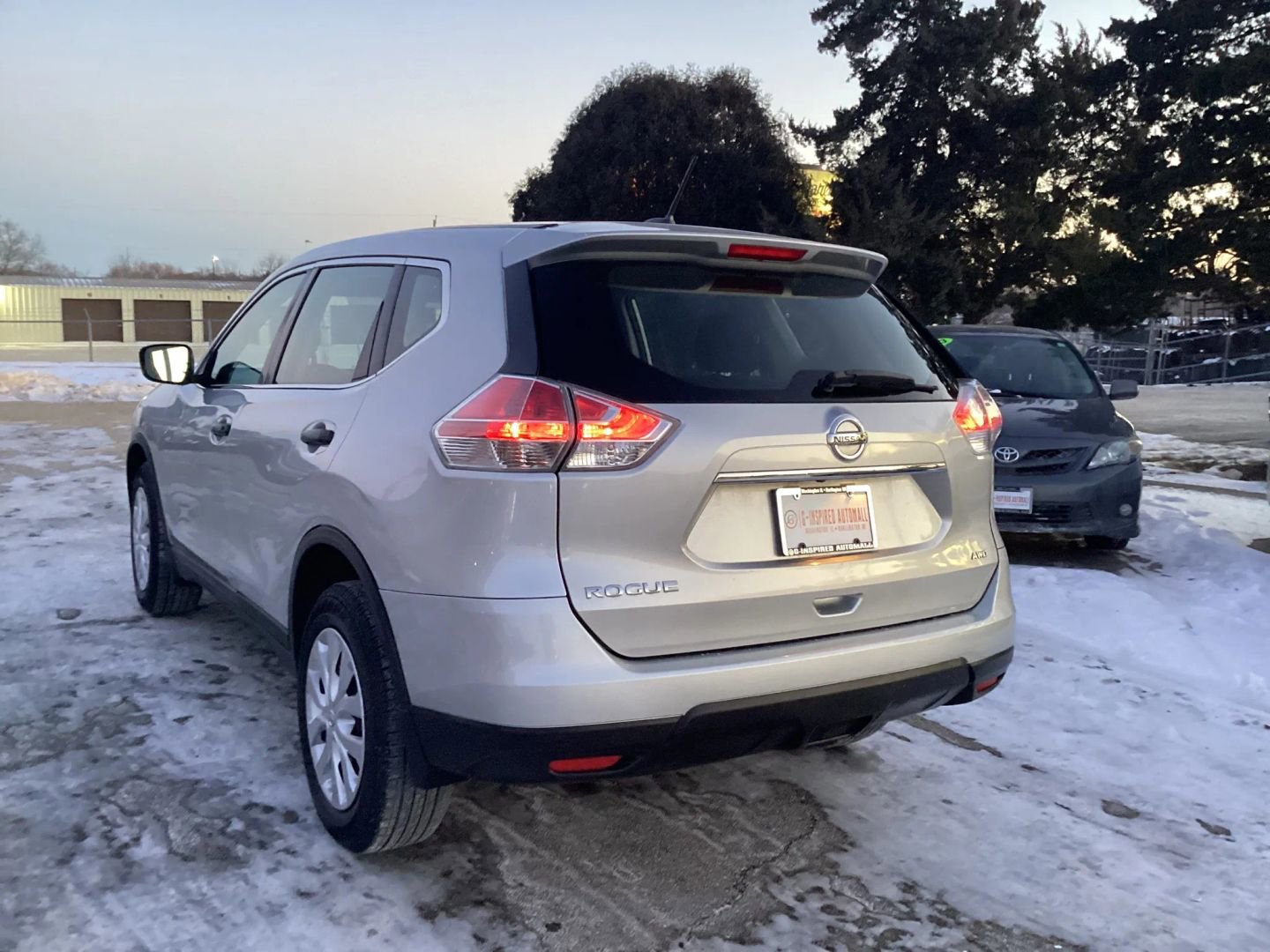Used 2016 Nissan Rogue S image 7