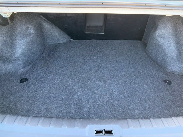 Used 2010 Buick Lucerne CXL w/ Driver Confidence Package FWD image 38