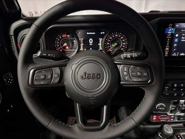 New 2026 Jeep Wrangler Unlimited Rubicon w/ Technology Group image 22