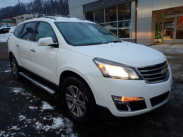 Used 2017 Chevrolet Traverse LT image 9