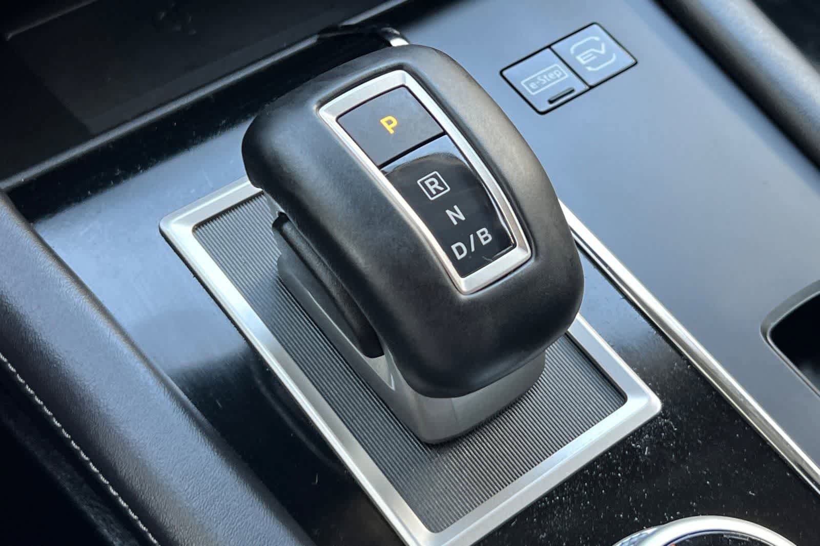 New 2026 Nissan Rogue SL AWD/4WD image 28