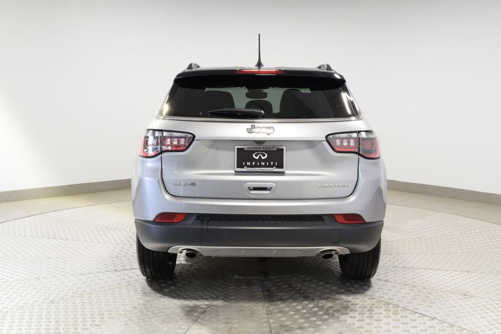 Used 2023 Jeep Compass Limited AWD/4WD image 4
