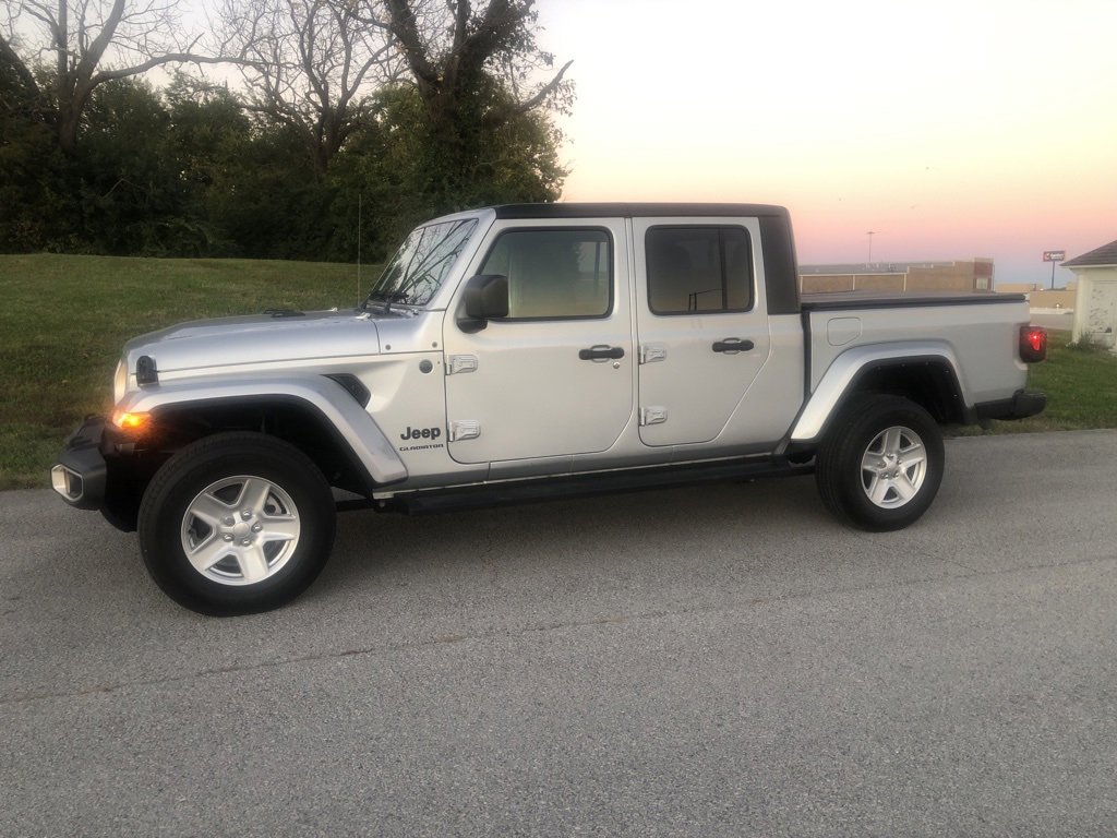 Used 2022 Jeep Gladiator Sport