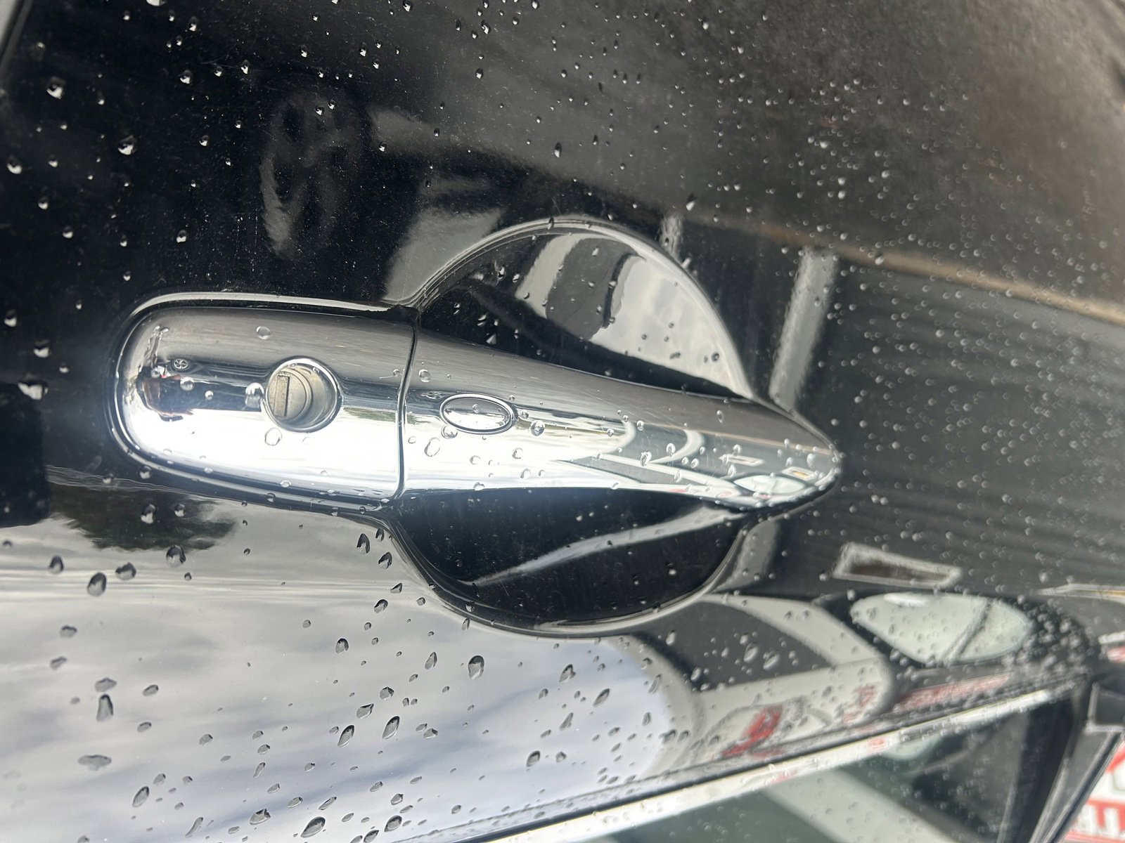 Used 2017 INFINITI Q70 3.7 image 27