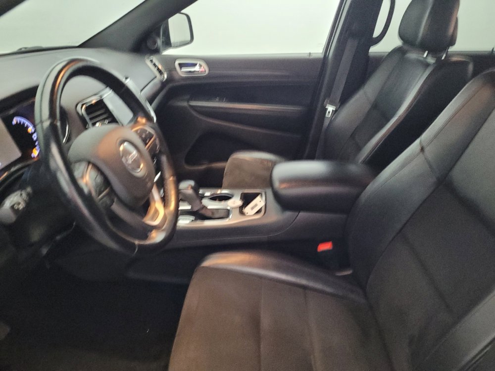 Used 2021 Jeep Grand Cherokee Laredo X image 17