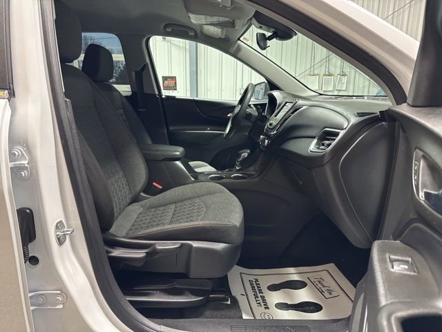 Used 2023 Chevrolet Equinox LT image 23