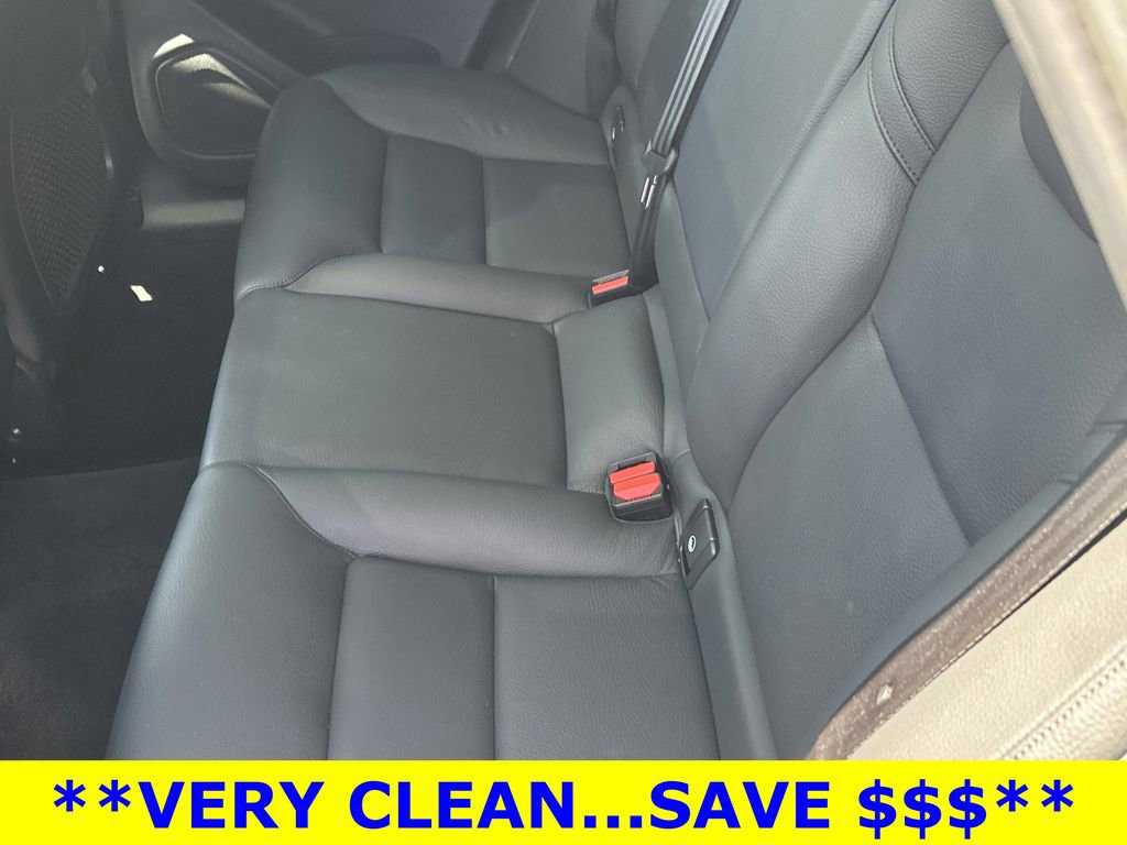 Used 2023 Volvo XC60 B5 Plus image 17