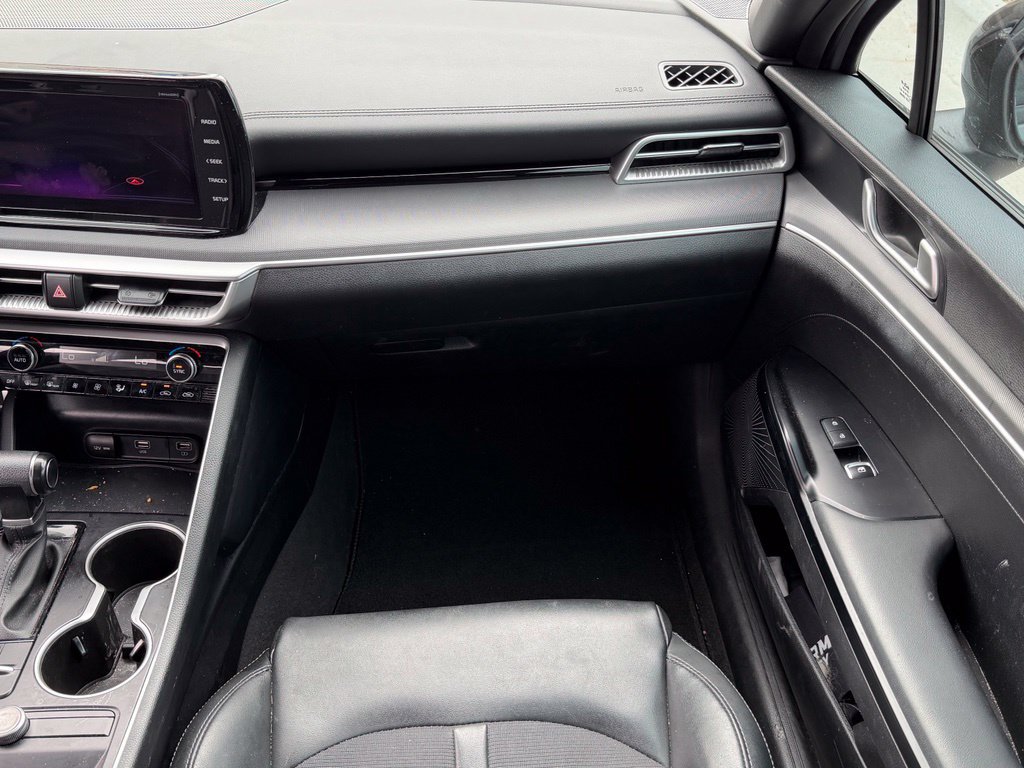 Used 2022 Kia K5 GT-Line FWD image 11