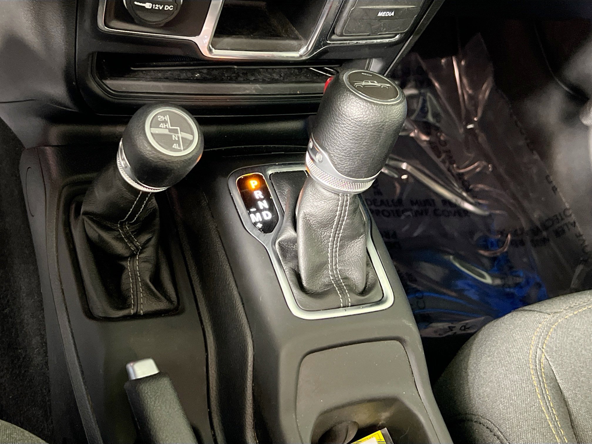 Used 2024 Jeep Gladiator Sport image 16