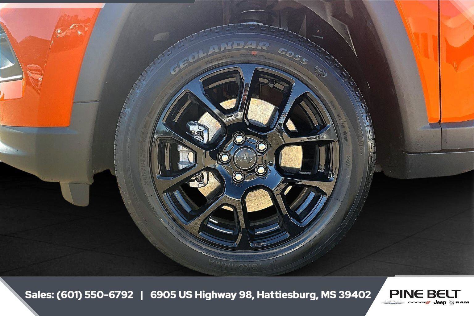 New 2026 Jeep Compass Latitude image 11