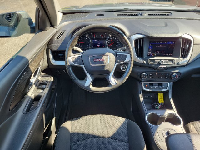 Used 2023 GMC Terrain SLE AWD/4WD image 8