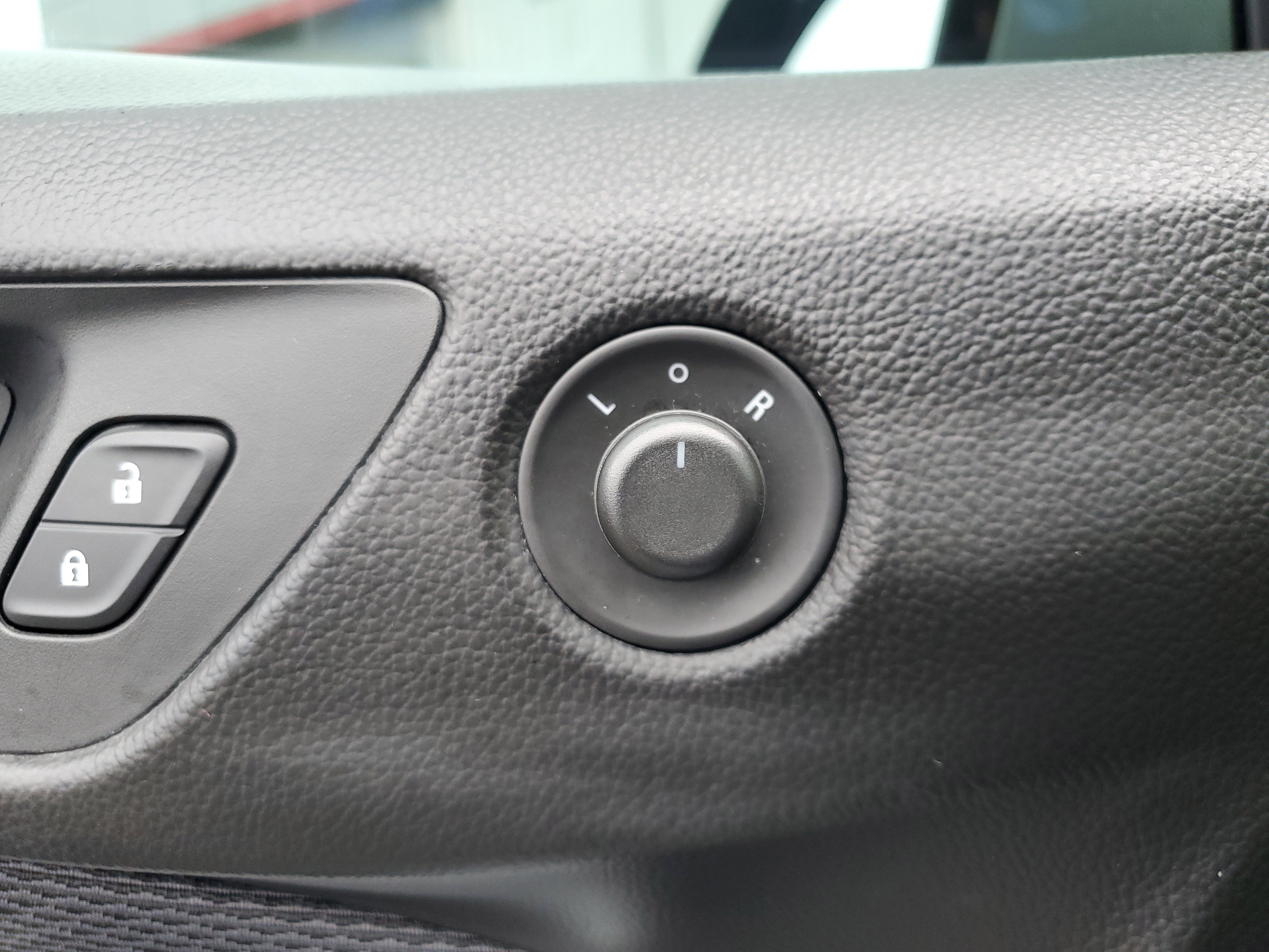 Used 2016 Chevrolet Cruze LS image 29