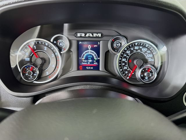 Used 2024 RAM 3500 Tradesman w/ Chrome Appearance Group AWD/4WD image 12