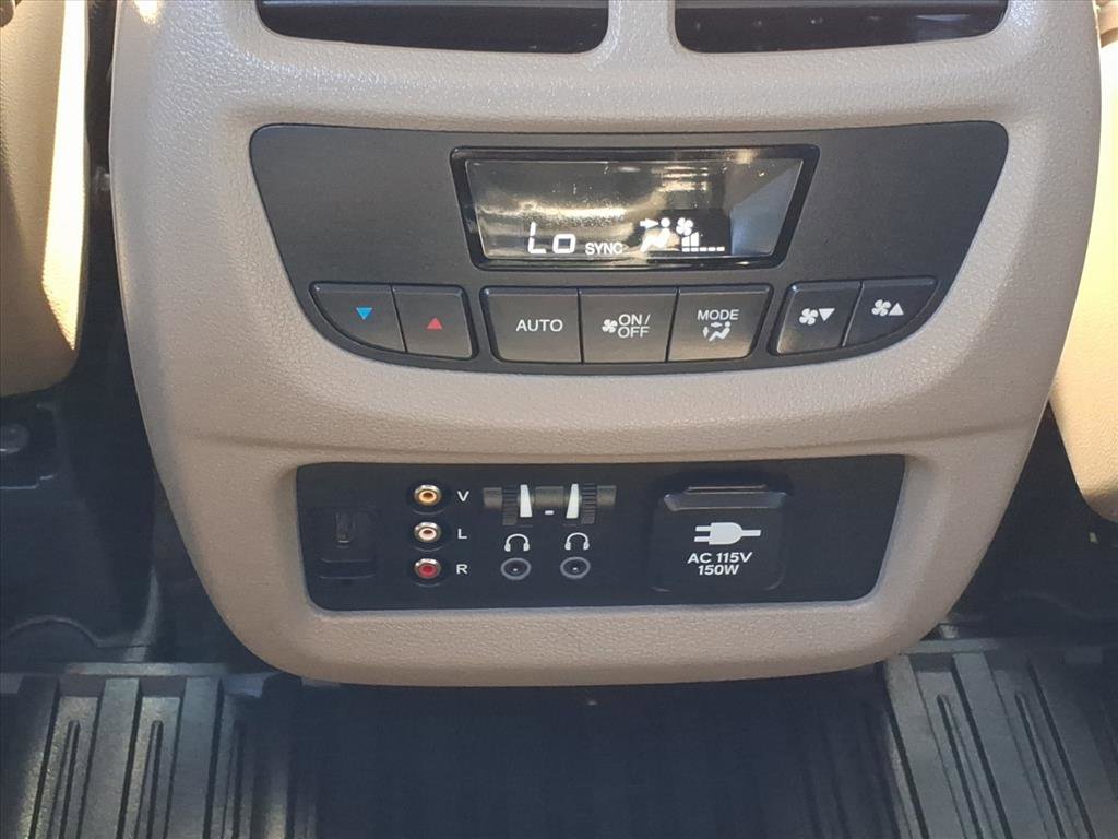 Used 2017 Honda Pilot EX-L image 10