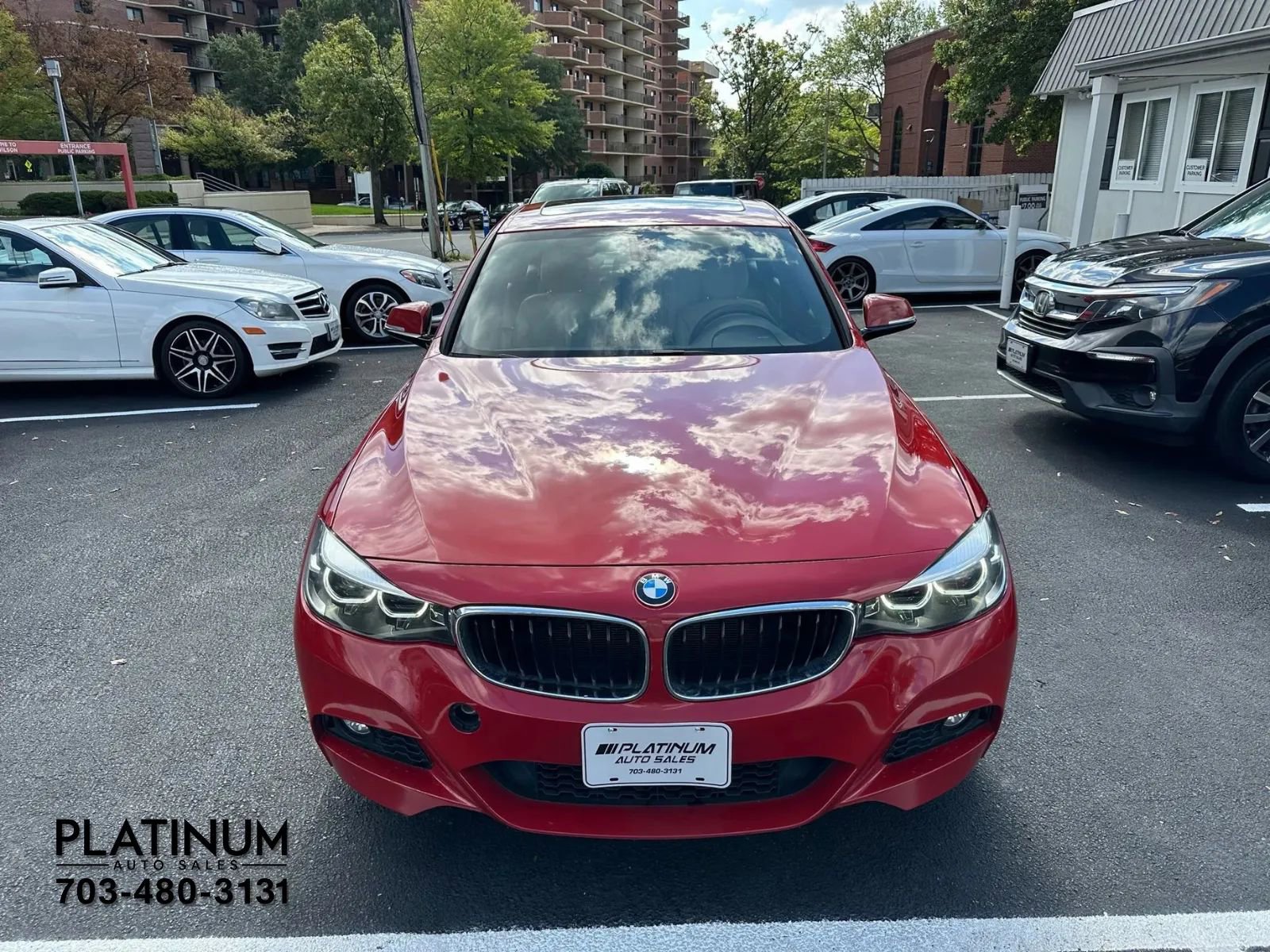 Used 2018 BMW 330i Gran Turismo xDrive image 5