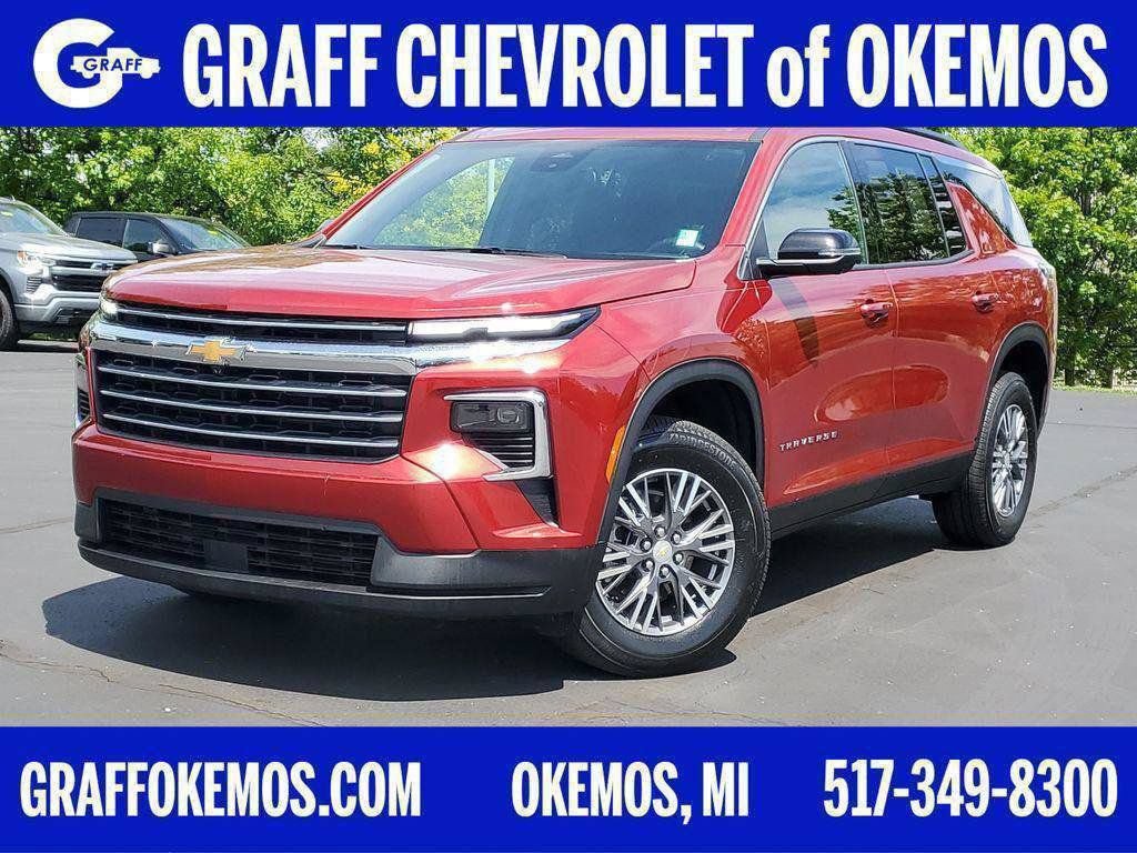 Certified 2025 Chevrolet Traverse LT w/ Driver Confidence Package