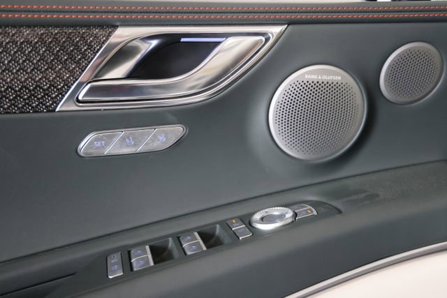 Used 2025 Genesis GV80 3.5T e-SC image 26