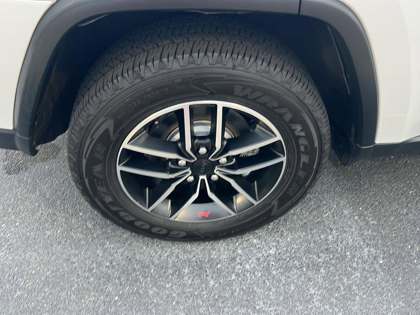 Used 2021 Jeep Grand Cherokee Trailhawk w/ Trailhawk Luxury Group image 42