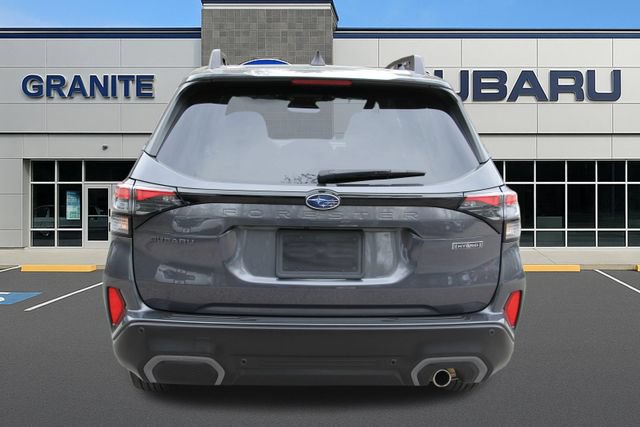 Used 2025 Subaru Forester Limited AWD/4WD image 9