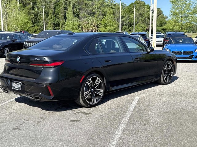 New 2026 BMW 760i xDrive w/ Executive Package AWD/4WD image 3