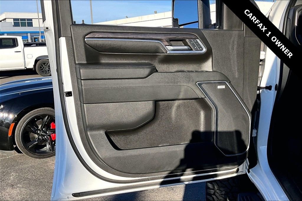 Used 2024 Chevrolet Silverado 3500 LTZ w/ LTZ Plus Package AWD/4WD image 20