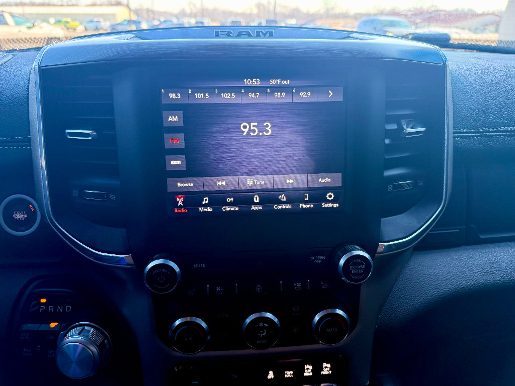 Used 2019 RAM 1500 Laramie image 17