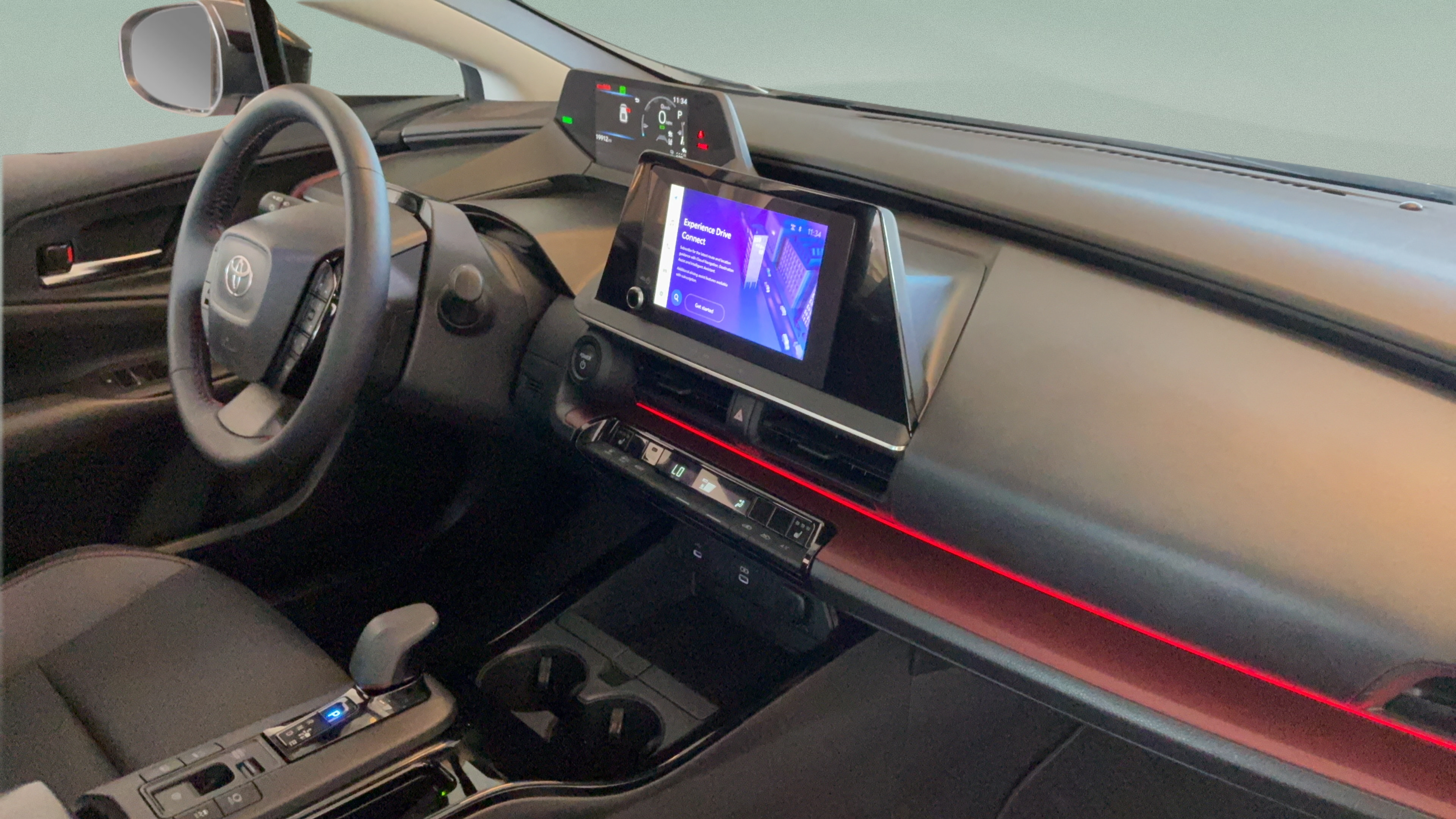 Certified 2026 Toyota Prius Plug-In Hybrid FWD image 32
