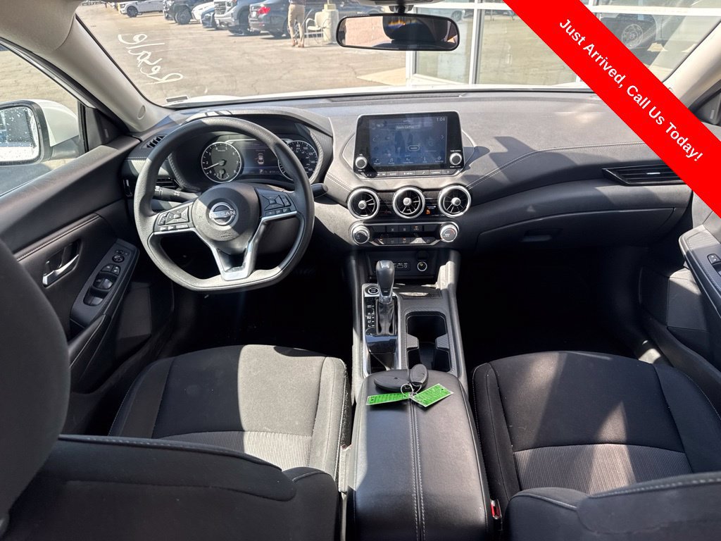 Used 2024 Nissan Sentra SV FWD image 12