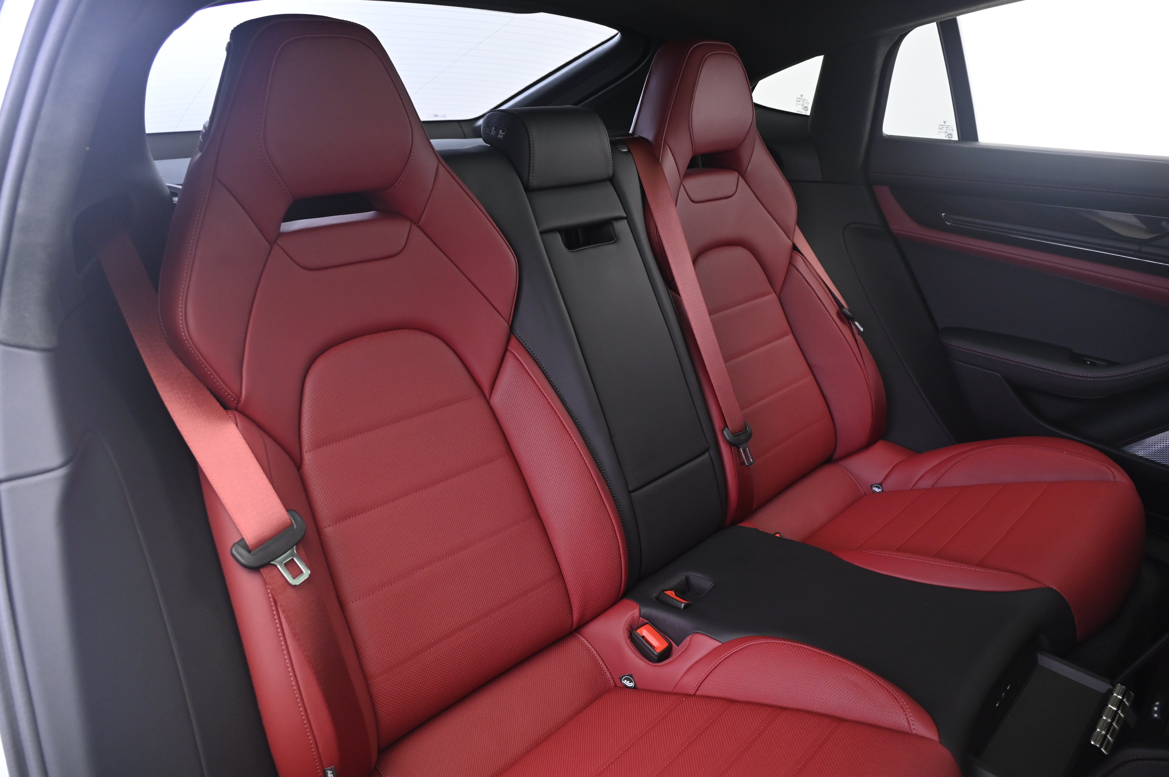 Certified 2026 Porsche Panamera Turbo S AWD/4WD image 19