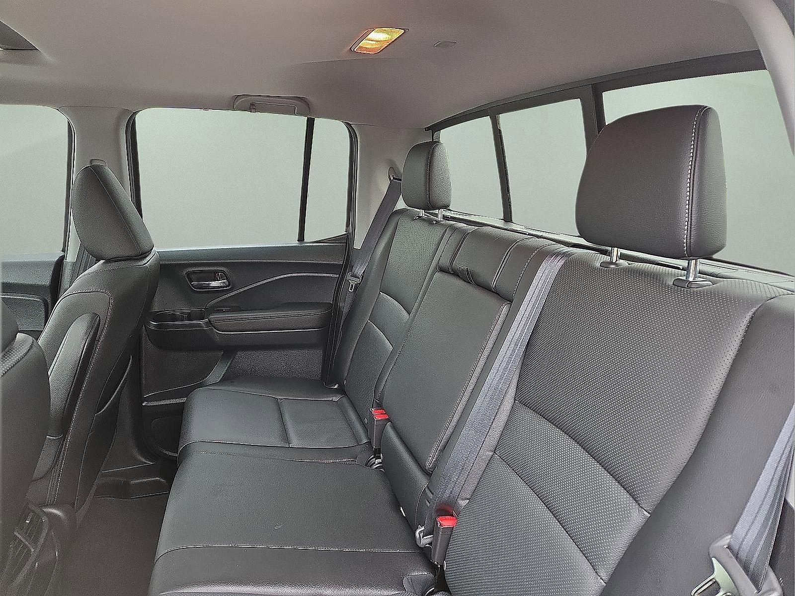 Used 2023 Honda Ridgeline RTL-E image 10