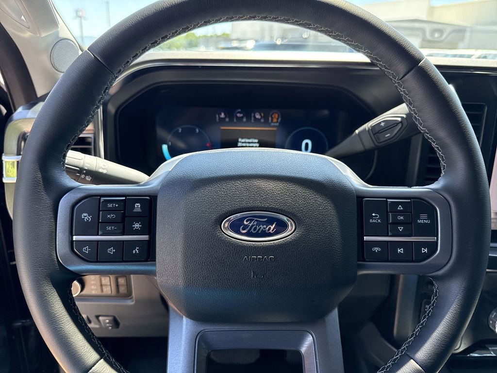 Used 2025 Ford F250 Lariat w/ Lariat Ultimate Package AWD/4WD image 22
